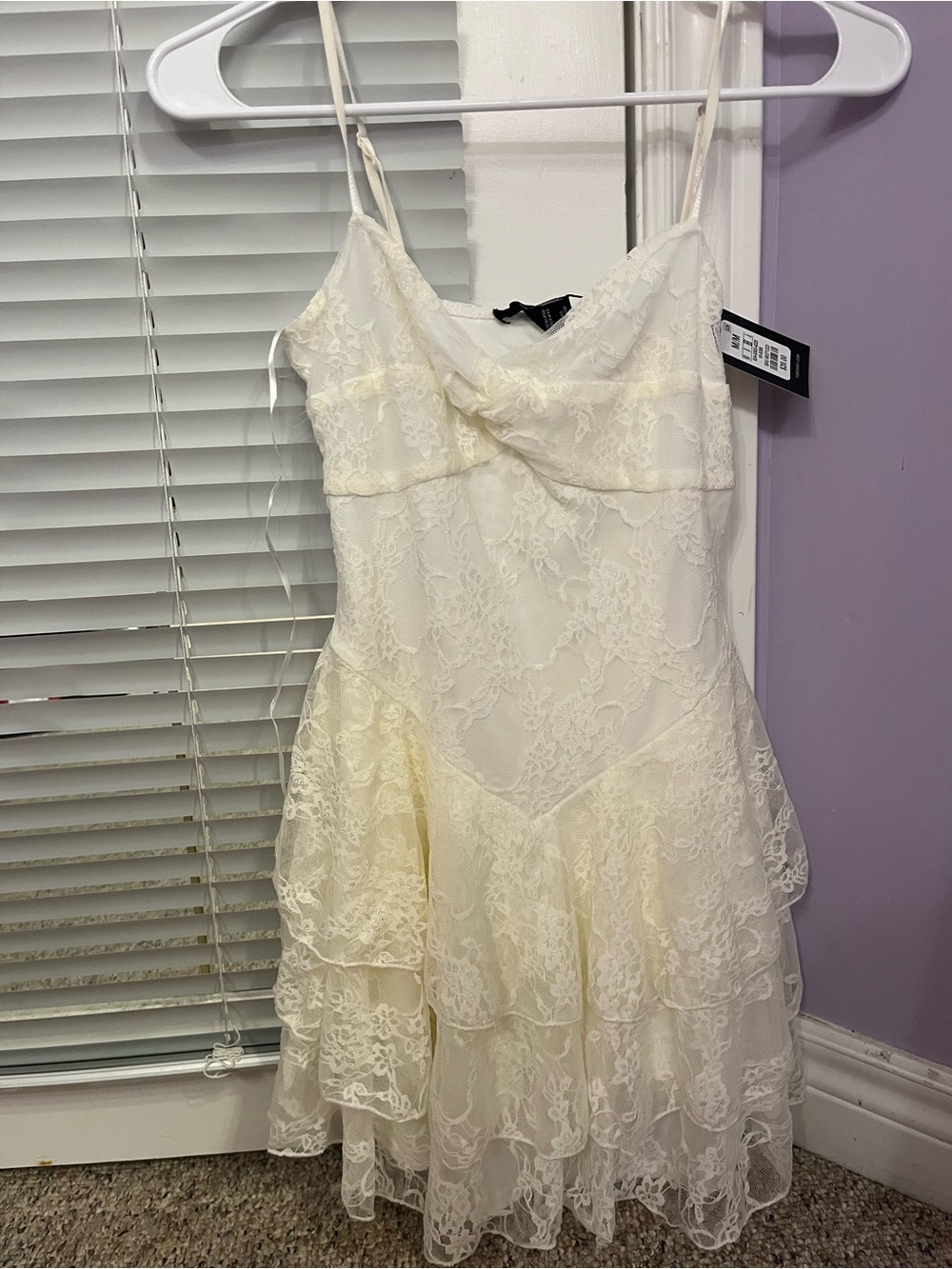 Forever 21 Ivory Lace Spaghetti-Strap Tiered Mini Dress